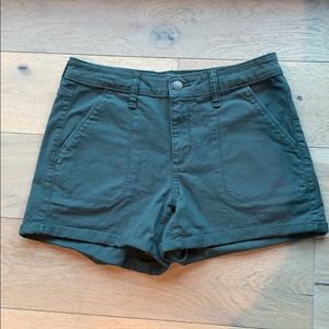 Shorts size 6